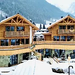 Bergchalets Gut Wenghof * Werfenweng